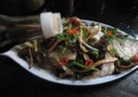 特色蒸鲈鱼的做法 步骤19