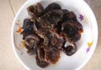 美容汤花胶炖鸡的做法 步骤8