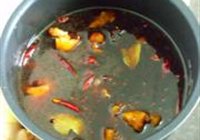 红烧猪蹄的做法 步骤6