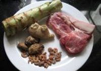 莴笋酿肉胶的做法 步骤1