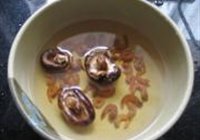 莴笋酿肉胶的做法 步骤2