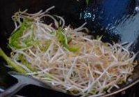 炒绿豆芽的做法 步骤7