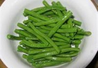 蒜香番茄浇豇豆的做法 步骤11
