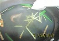 白灼基围虾的做法 步骤5