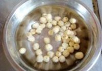 冰糖湘莲的做法 步骤2