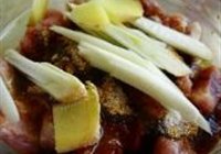 粽香黄米肉的做法 步骤3
