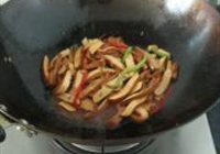 五香炒豆干的做法 步骤6