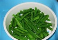 莴笋四季豆炒猪肉的做法 步骤4