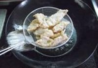 糖醋里脊的做法 步骤8