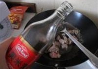 土豆烧牛腩的做法 步骤7