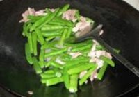 莴笋四季豆炒猪肉的做法 步骤8