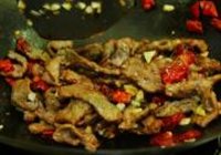芹香牛肉的做法 步骤21