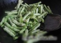 清炒豇豆的做法 步骤2