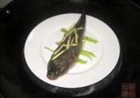清蒸笋壳鱼的做法 步骤2
