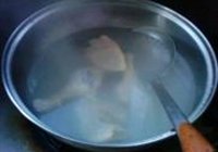 莲子薏米煲鸭汤的做法 步骤5