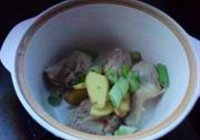 莲子薏米煲鸭汤的做法 步骤6