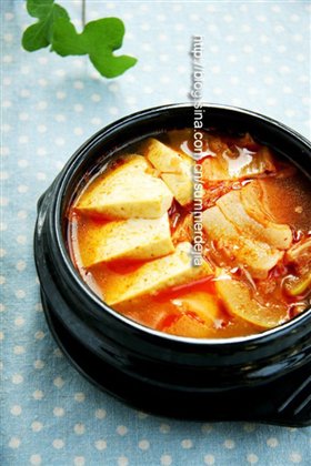 五花肉辣白菜汤