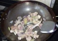 香菇毛豆焖仔鸡的做法 步骤6
