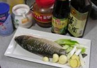 豆瓣鲫鱼的做法 步骤1