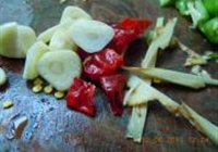 干煸四季豆的做法 步骤4