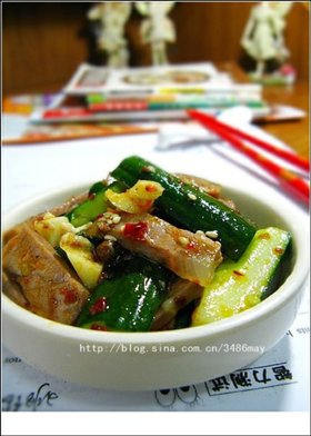 卤牛肉拍黄瓜