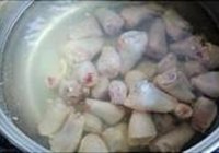 香菇鸡拐的做法 步骤1