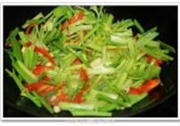 芹菜泡椒炒牛肉的做法 步骤10