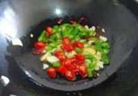 酸豆角烧鸭的做法 步骤10
