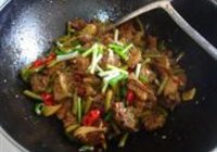 酸豆角烧鸭的做法 步骤14