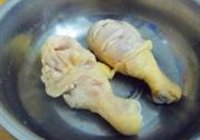 杏鲍菇鸡腿汤的做法 步骤4