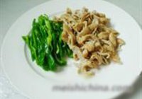 青椒炒肥肠的做法 步骤2