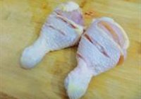 杏鲍菇鸡腿汤的做法 步骤3