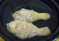 杏鲍菇鸡腿汤的做法 步骤5