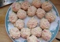 海带烧豆腐丸子的做法 步骤2