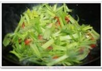 芹菜泡椒炒牛肉的做法 步骤9