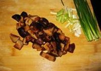 三色鸡丁的做法 步骤5