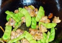 土豆豆角鸡块乱炖的做法 步骤7