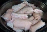 黄豆卤猪蹄的做法 步骤1