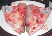 剁椒鱼头的做法 步骤1