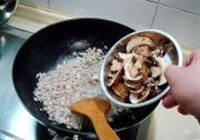 鲍汁烩豆腐的做法 步骤6