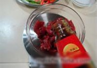西芹炒牛柳的做法 步骤3
