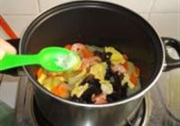 四素炖虾仁的做法 步骤16