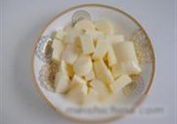 玉子烩蘑菇的做法 步骤2
