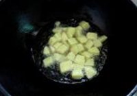 咖喱土豆鸡块的做法 步骤4