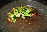 清蒸红鲷鱼的做法 步骤7