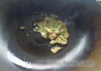 葱爆肝片的做法 步骤8