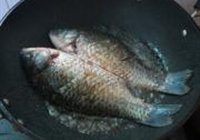 吉庆红烧鱼的做法 步骤5
