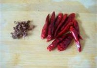 麻辣花生米的做法 步骤7