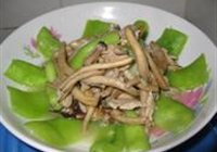 丝瓜炒茶树菇的做法 步骤10