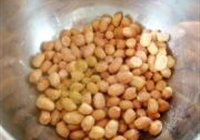 麻辣花生米的做法 步骤4